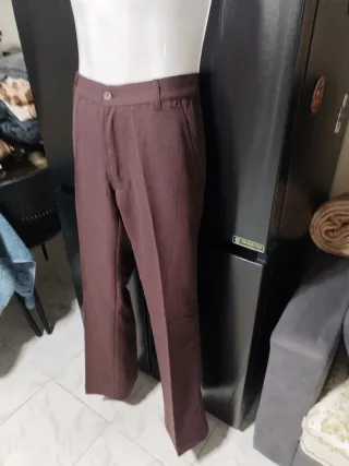 Pantaloni uomo color prugna nuovi con cartellino