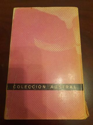 Eloísa está debajo de un almendro