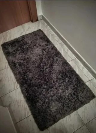 Alfombras IKEA pelo (2 lilas, 1 gris), 5€ unidad