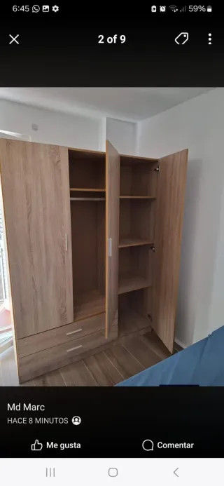 Cómodas de madera color beige y marrón