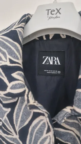 Cazadora Zara Estampada Talla M