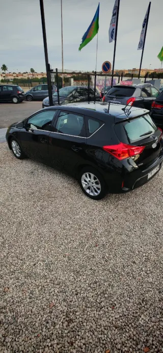 Toyota Auris 2013