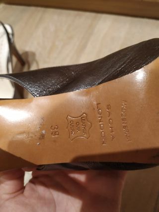 Zapatos de tacón Sacha London plateados