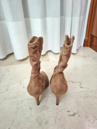 Botines marrones de tacón