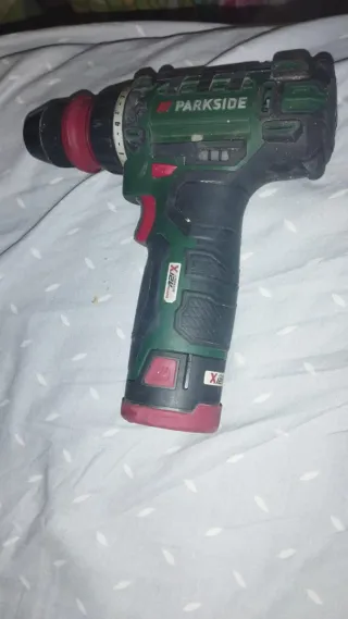 Taladro - atornillador bateris