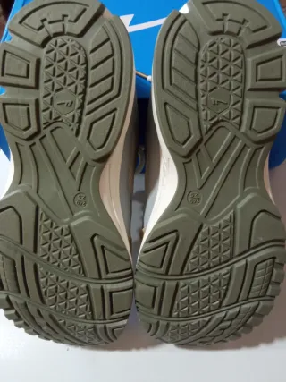 Zapatillas deportivas mujer beige y verde