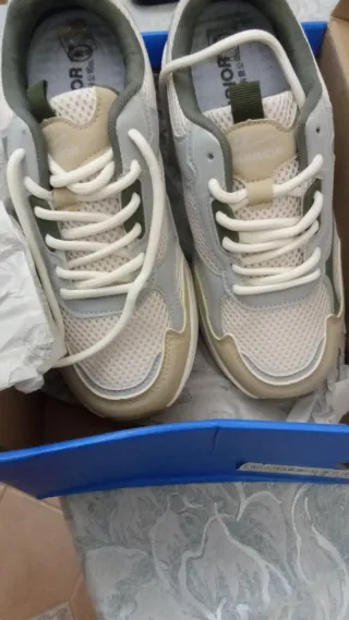 Zapatillas deportivas mujer beige y verde