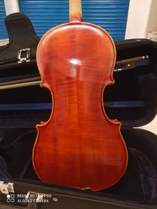 Violín con estuche y arco modelo Otto 300