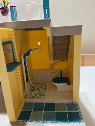 Playmobil Casa con Piscina y Tobogán