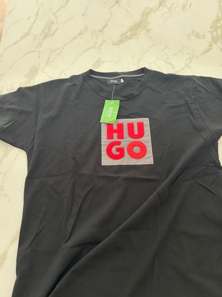 Camiseta Hugo Boss Negra TELA D CALIDAD NO FINA!!!