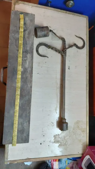 Bascula romana antigua