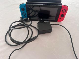 Nintendo Switch Azul y Rojo