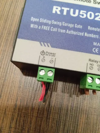 Controlador GSM RTU5024 para Puertas