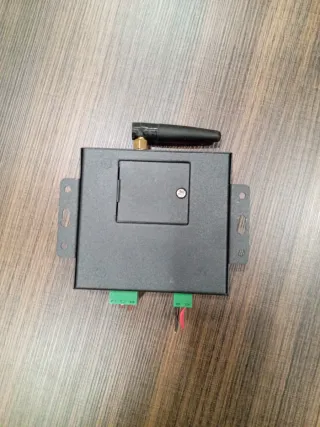 Controlador GSM RTU5024 para Puertas