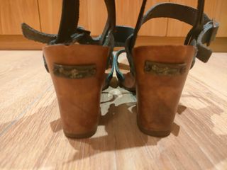 Sandalias de madera y piel Pepe Jeans