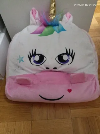 Cojín tablet unicornio