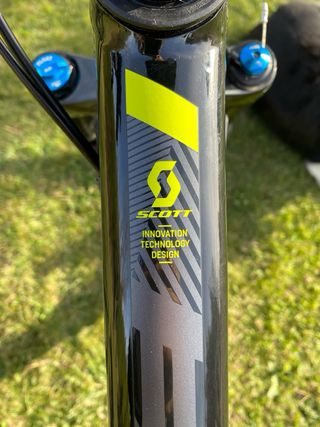 Bicicleta Scott Scale 950