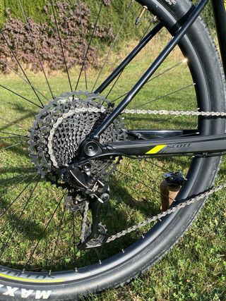 Bicicleta Scott Scale 950