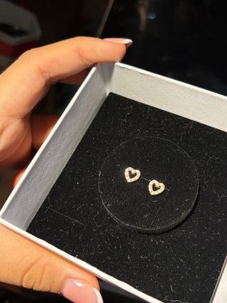 Pendientes Corazón Dorados