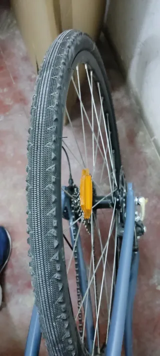 Bicicleta Trekking Aluminio 28 Monoplato