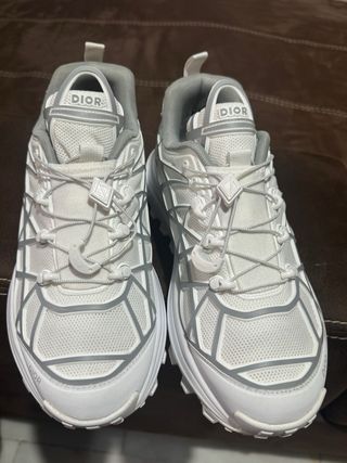 Zapatillas Dior Blancas y Grises