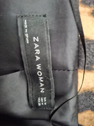 Abrigo Zara Animal Print Negro Beige