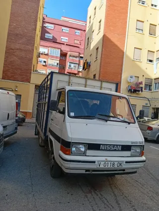 Nissan Trade 1990