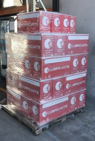 1 caja de 5 garrafas, por 75€, Aceite Max Oil 10W4