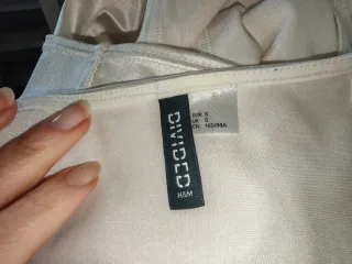 Blusa top marfil satinado manga larga