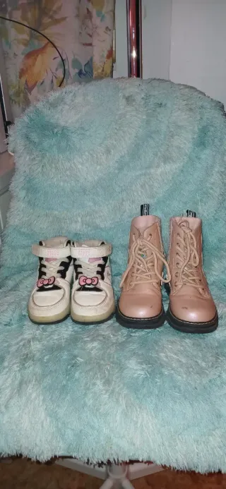 2 uds Zapatos Niña Hello Kitty con Luces