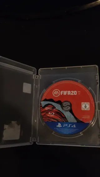 Gta 5 y Fifa 20, PS4