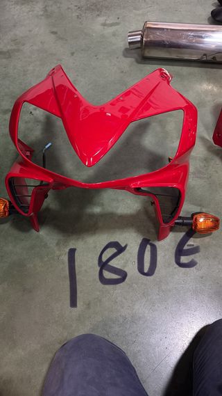 Piezas originales como nuevas cbr600 f 2006