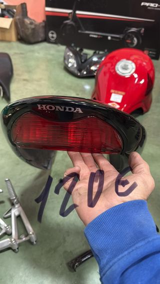 Piezas originales como nuevas cbr600 f 2006