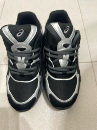 Zapatillas Asics Negras Talla 40