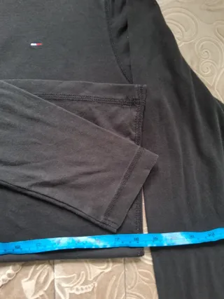 Camiseta Tommy Jeans Manga Larga Negra Talla L