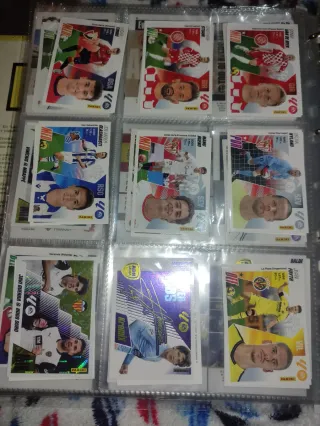 Cromos FIFA 365 varios y Liga este 25-26