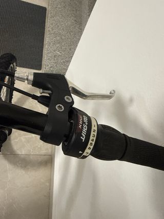 Bicicleta Btwin MTB Negra mate