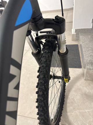 Bicicleta Btwin MTB Negra mate