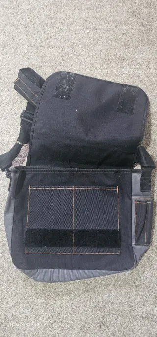 Bolso Kappa Negro y Gris