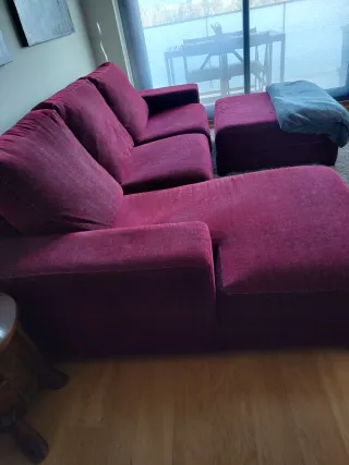 Sofá chaiselongue 3-4 plazas + puff