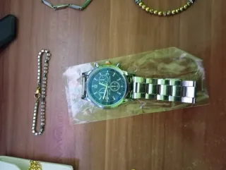 Lotto 22 gioielli: orologi, collane, bracciali