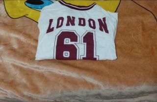Camiseta LONDON 61 Blanca y Roja