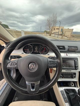 Volkswagen Passat CC 2009