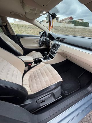 Volkswagen Passat CC 2009