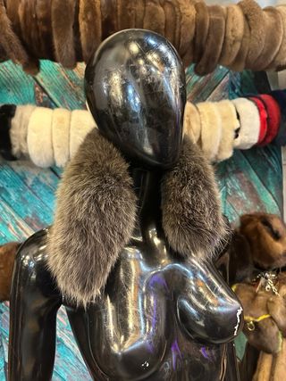 Collo di pelliccia marrone/grigio