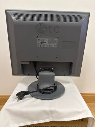 Monitor LG Flatron L1910S Blanco