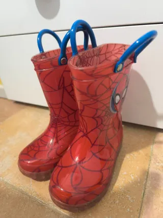 Botas de agua Spiderman con luces