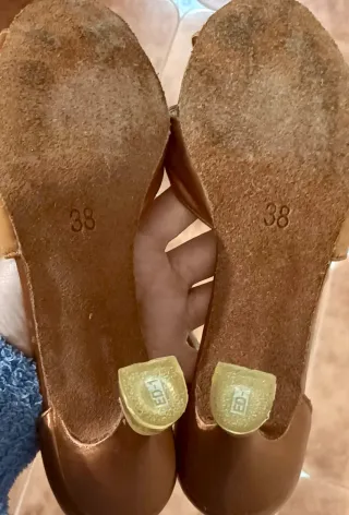 Zapatos de baile salón dorados