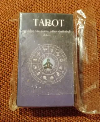 ORÁCULO NUEVO CARTAS DE TAROT SIN ABRIR