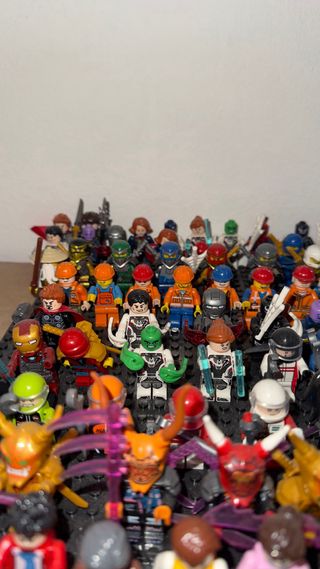 Collezione 128 Personaggi LEGO